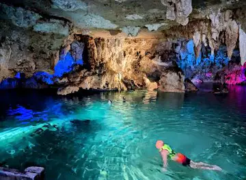 Cenote Caracol