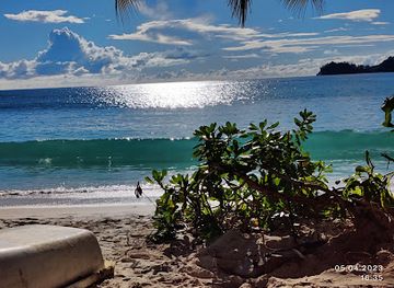 seychelles/ile-therese/attraction/anse-takamaka-beach