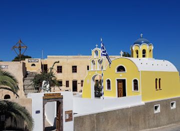 greece/south-aegean/attraction/emmanuel-a-lignos-santorini-folklore-museum
