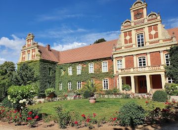 germany/pomerania/attraction/castle-meyenburg
