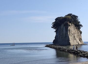 japan/noto/attraction/mitsukejima-island