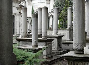 turkiye/istanbul/attraction/tomb-of-mahmut-ii-30th-sultan