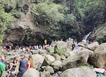 philippines/eastern-visayas/attraction/pondol-falls