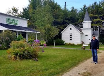 wisconsin/door-county/attraction/heritage-village-at-big-creek