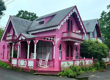 massachusetts/new-bedford/attraction/martha-s-vineyard-camp-meeting-association-cottage-museum