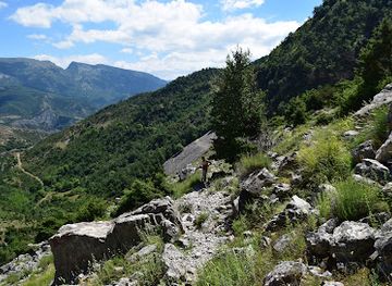 albania/delvina/attraction/ujevara-e-sopotit