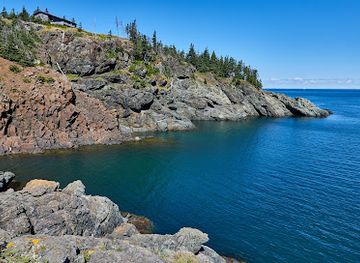 canada/atlantic-canada/attraction/swallowtail-lighthouse