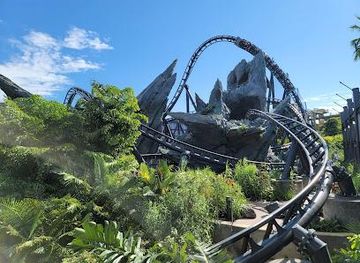 florida/orlando/attraction/jurassic-world-velocicoaster