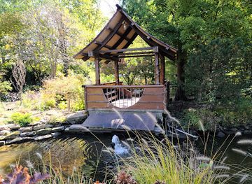 indiana/the-lakes-region/attraction/ogden-gardens-park
