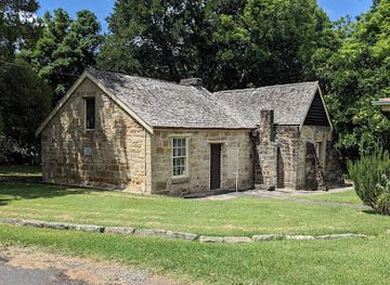 australia/central-coast/attraction/henry-kendall-cottage-historical-museum