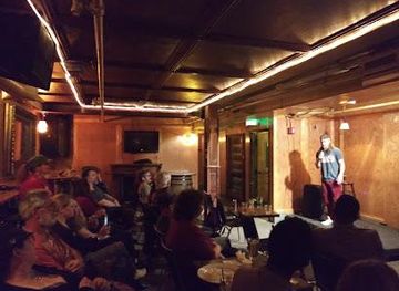 california/berkeley/attraction/the-purple-onion-at-kells