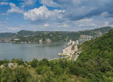serbia/derdap-national-park/attraction/honey-garden-medovi-vrt-vidicovac