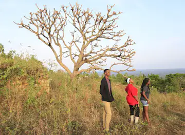 Semei Kakungulu Country Lodge