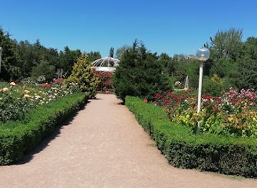 ukraine/simferopol/attraction/botanicheskiy-park