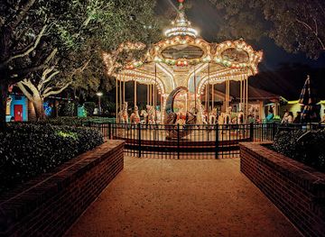 florida/orlando/lake-buena-vista/attraction/marketplace-carousel