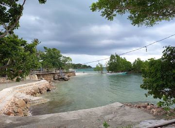 indonesia/sulawesi/attraction/bonebula-beach