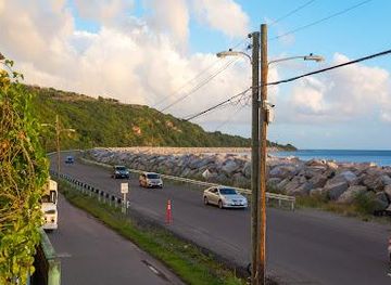 saint-kitts-and-nevis/basseterre/attraction/old-road-bay