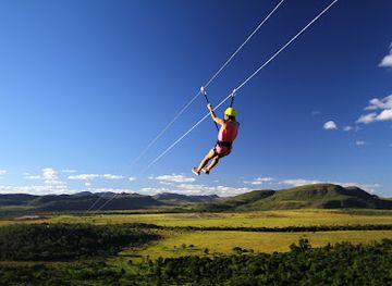 brazil/chapada-dos-veadeiros-national-park/attraction/tirolesa-voo-do-gaviao