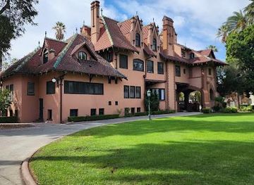california/long-beach/attraction/doheny-mansion