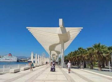 spain/malaga/attraction/palmeral-de-las-sorpresas