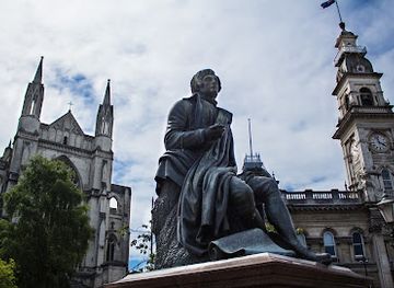 new-zealand/dunedin/attraction/dunedin-literary-walking-tours