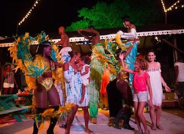 barbados/oistins/attraction/harbour-lights-barbados