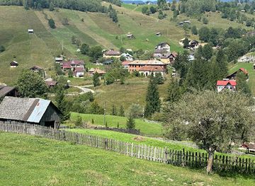 romania/maramures/attraction/hunter-s-lodge