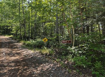 wisconsin/ice-age-trail/attraction/ice-age-trail-parrish-hills-segment-intersection-14-atv