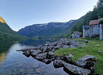norway/nordland/attraction/naustdal-gjengedal