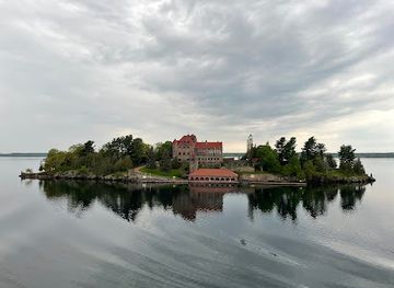 Singer Castle