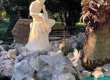 greece/athens/attraction/boy-fisherman-statue