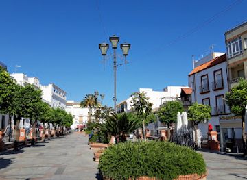 spain/andalusia/attraction/calle-de-las-flores