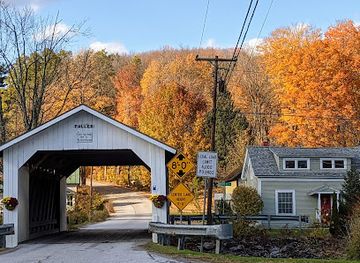 vermont/orleans-county/attraction/fuller-covered-bridge