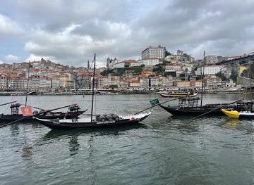 portugal/porto/attraction/cais-da-ribeira