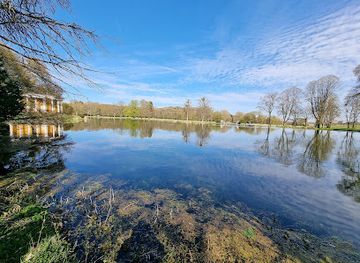 united-kingdom/buckinghamshire/attraction/national-trust-west-wycombe-park