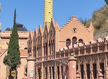 bolivia/sucre/los-pinos/attraction/glorieta-castle