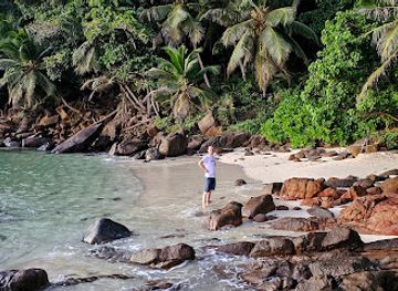 seychelles/mahe-island/attraction/anse-bougainville-beach