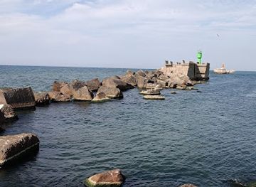 latvia/liepaja/attraction/liepajas-south-moll-final-point