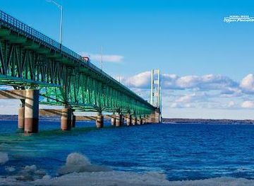 michigan/petoskey/attraction/mackinaw-city