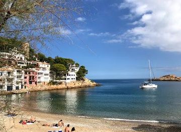 spain/girona/attraction/platja-de-sa-tuna