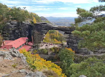 Lynx' Path / Gabriela's Trail