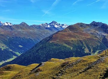 switzerland/klosters/attraction/passstatue