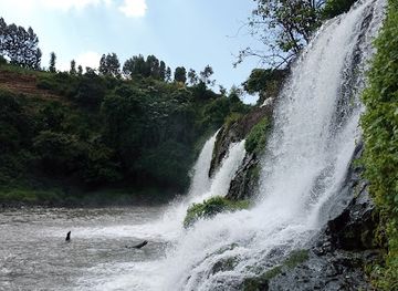kenya/mount-kenya-region/attraction/twin-falls-kutus-kirinyaga