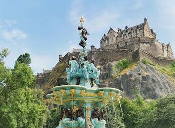 united-kingdom/edinburgh/attraction/little-fish-tours