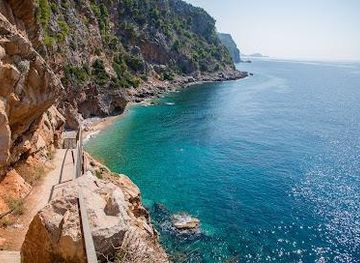 montenegro/perast/attraction/pasjaca-beach