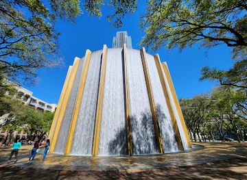 texas/houston/attraction/water-wall