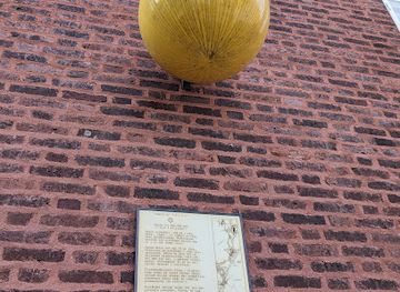 sweden/gothenburg/attraction/model-of-the-sun