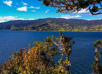 colombia/narino/attraction/santuario-de-flora-isla-de-la-corota