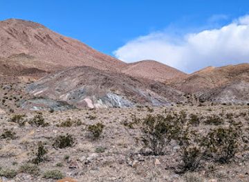 california/death-valley-national-park/attraction/death-valley-wilderness