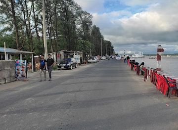 bangladesh/chittagong/attraction/naval-sea-beach